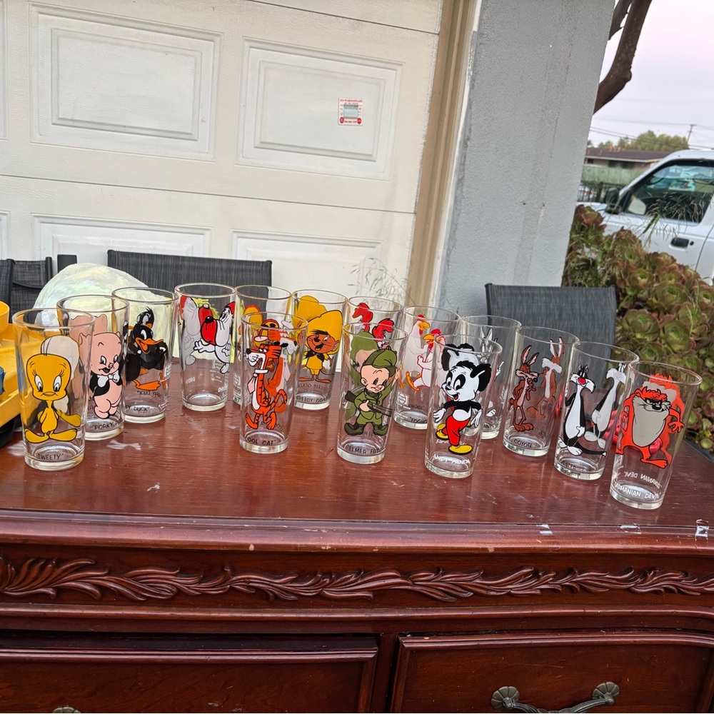 Looney Tunes Character Glass Set